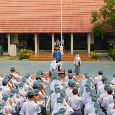 Semangat Juang Tak Pernah Padam: Upacara Hari Pahlawan di SMAN 1 Pusakanagara
