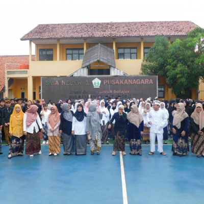 SMAN 1 Pusakanagara Kobarkan Semangat Sumpah Pemuda 2025