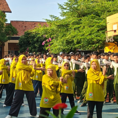 Senam Pagi SMAN 1 Pusakanagara Wujudkan Semangat Sehat dan Kebersamaan 