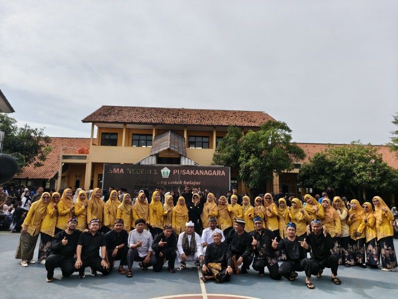 Hari Guru 2025: Sehari Penuh Cinta dan Apresiasi di SMAN 1 Pusakanagara